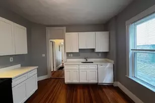 11 Sunset St, Boston, MA 02120 - Photo 2