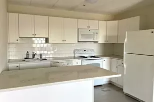 308 Quarry St, Quincy, MA 02169 - Photo 10