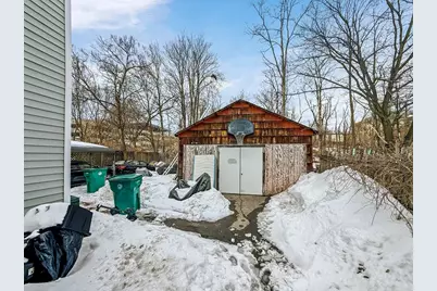 49 Marginal St, Lowell, MA 01851 - Photo 30