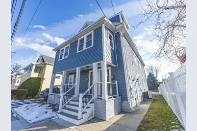 39-41 Hancock St #41, Medford, MA 02155 - Photo 2