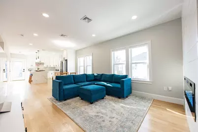 39-41 Hancock St #41, Medford, MA 02155 - Photo 4