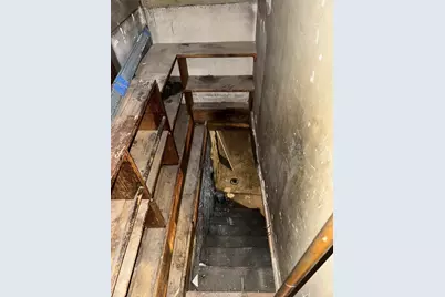 5 Gordon Pl, Boston, MA 02122 - Photo 16