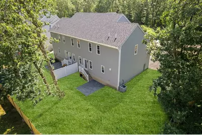 18 Danielles Way, Worcester, MA 01606 - Photo 2