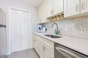 200 Falls Blvd, Quincy, MA 02169 - Photo 10