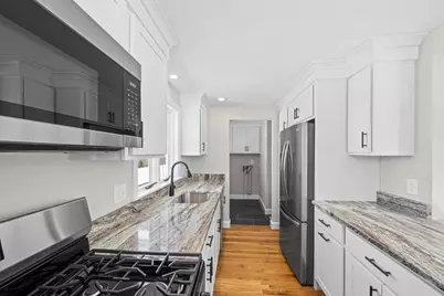 1 Hillcrest Ave, Lynn, MA 01904 - Photo 4