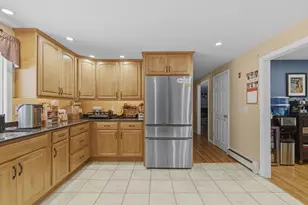 125 Doctor Braley Rd, Freetown, MA 02717 - Photo 18