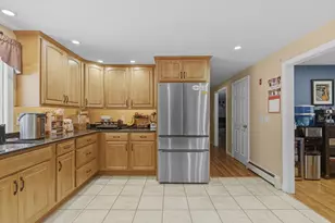 125 Doctor Braley Rd, Freetown, MA 02717 - Photo 18