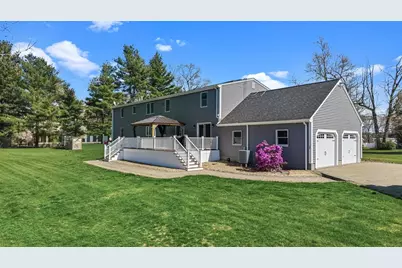 125 Doctor Braley Rd, Freetown, MA 02717 - Photo 4