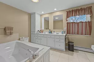 125 Doctor Braley Rd, Freetown, MA 02717 - Photo 34