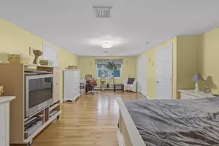 125 Doctor Braley Rd, Freetown, MA 02717 - Photo 38