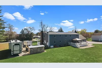 125 Doctor Braley Rd, Freetown, MA 02717 - Photo 8