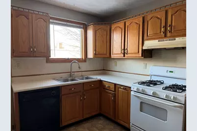 346 Lovell St #3, Worcester, MA 01602 - Photo 2