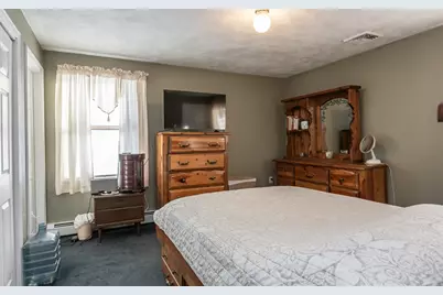 95 Hiatt Street, Fall River, MA 02721 - Photo 14