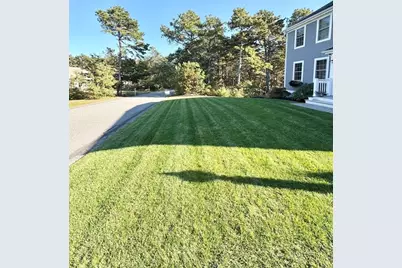 12 Wintergreen Rd, Mashpee, MA 02649 - Photo 8