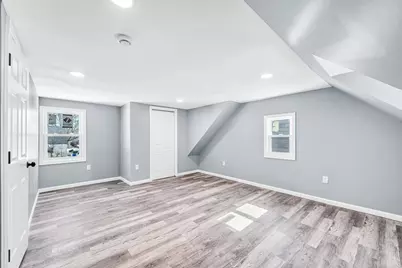 297 Breckwood Blvd, Springfield, MA 01109 - Photo 16