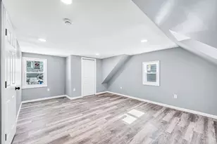 297 Breckwood Blvd, Springfield, MA 01109 - Photo 16