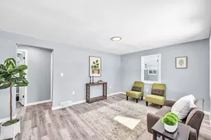 297 Breckwood Blvd, Springfield, MA 01109 - Photo 4