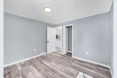 297 Breckwood Blvd, Springfield, MA 01109 - Photo 12