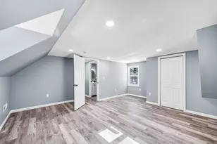 297 Breckwood Blvd, Springfield, MA 01109 - Photo 18