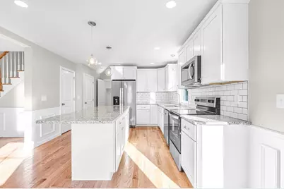 39 Wallace St, Springfield, MA 01119 - Photo 16