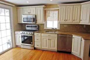 125 Prospect St, Wellesley, MA 02481 - Photo 4