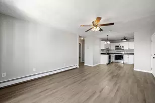 22 Irving St, Everett, MA 02149 - Photo 8