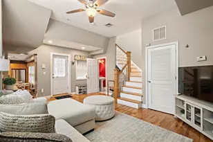 336 Saratoga St, Boston, MA 02128 - Photo 1