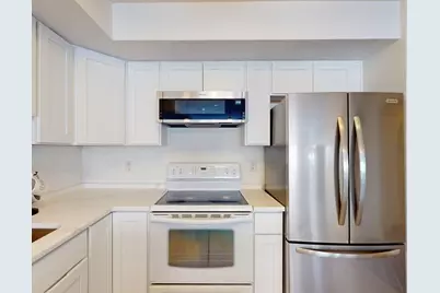 23 Greenleaves #107, Amherst, MA 01002 - Photo 10