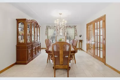 11 Satucket Tr, Bridgewater, MA 02324 - Photo 8