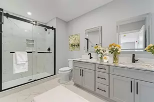 585 Washington St, Quincy, MA 02169 - Photo 6