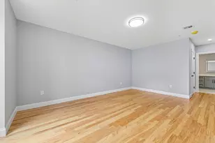 585 Washington St, Quincy, MA 02169 - Photo 16