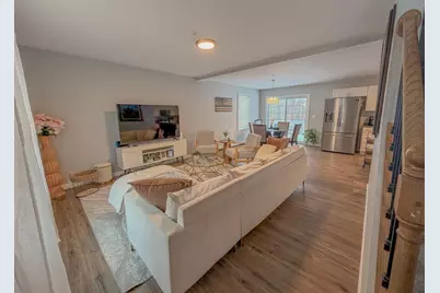 7 Madison Ave, Winchendon, MA 01475 - Photo 12
