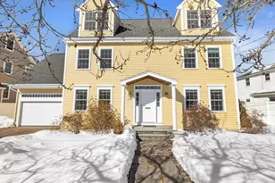 615 Saw Mill Brook Pkwy, Newton, MA 02459 - Photo 2