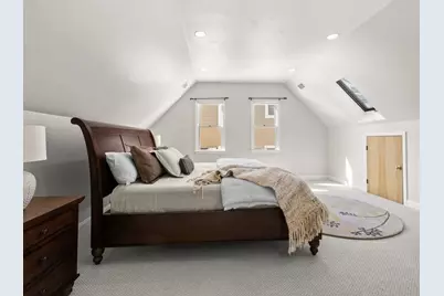 615 Saw Mill Brook Pkway, Newton, MA 02459 - Photo 20