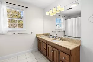 615 Saw Mill Brook Pkwy, Newton, MA 02459 - Photo 16