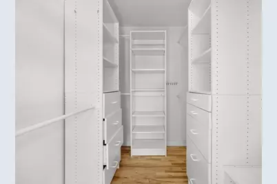 615 Saw Mill Brook Pkway, Newton, MA 02459 - Photo 26