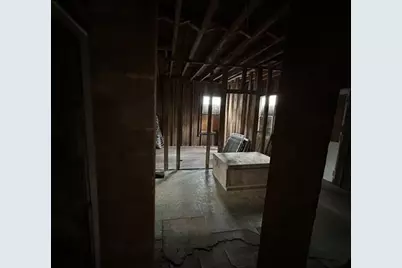 242 Wahconah St, Pittsfield, MA 01201 - Photo 8