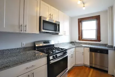 257 Washington St #11, Salem, MA 01970 - Photo 2