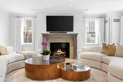 25 Beacon Street #4, Boston, MA 02108 - Photo 8