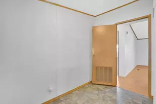 130 Celebration Cir, Chicopee, MA 01020 - Photo 18