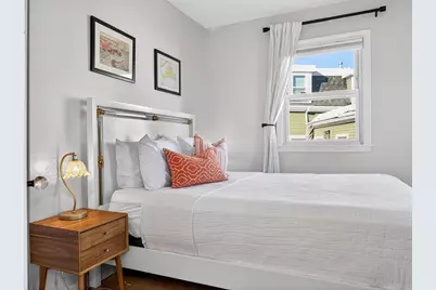 42 Oak St, Somerville, MA 02143 - Photo 18