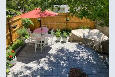 42 Oak St, Somerville, MA 02143 - Photo 22