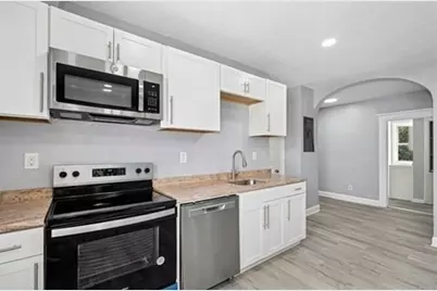 139 Lincoln St, Worcester, MA 01605 - Photo 8
