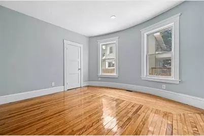 139 Lincoln St, Worcester, MA 01605 - Photo 12