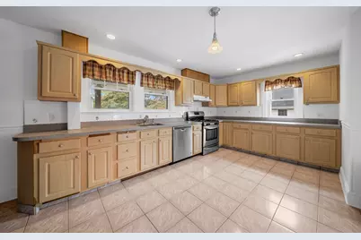 180 Faneuil Street #2, Boston, MA 02135 - Photo 4