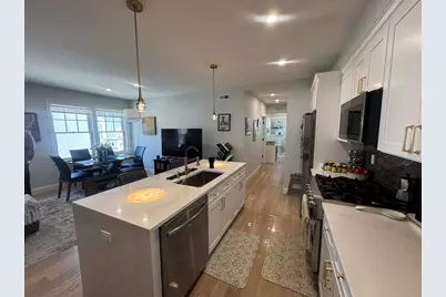 137 Falcon St #2, Boston, MA 02128 - Photo 8