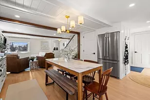 7 Cottage St, Marblehead, MA 01945 - Photo 6