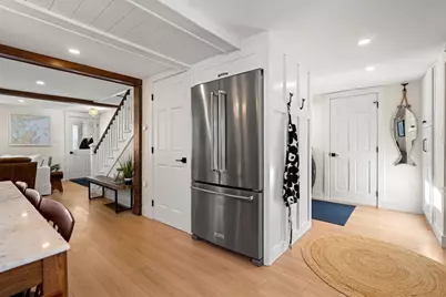 7 Cottage Street, Marblehead, MA 01945 - Photo 22