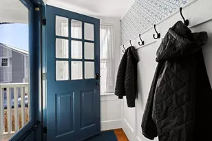 7 Cottage St, Marblehead, MA 01945 - Photo 36