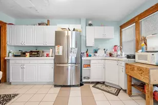 211 June St, Worcester, MA 01602 - Photo 8